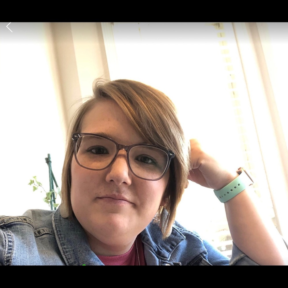 Meet your Posher, Kaitlin